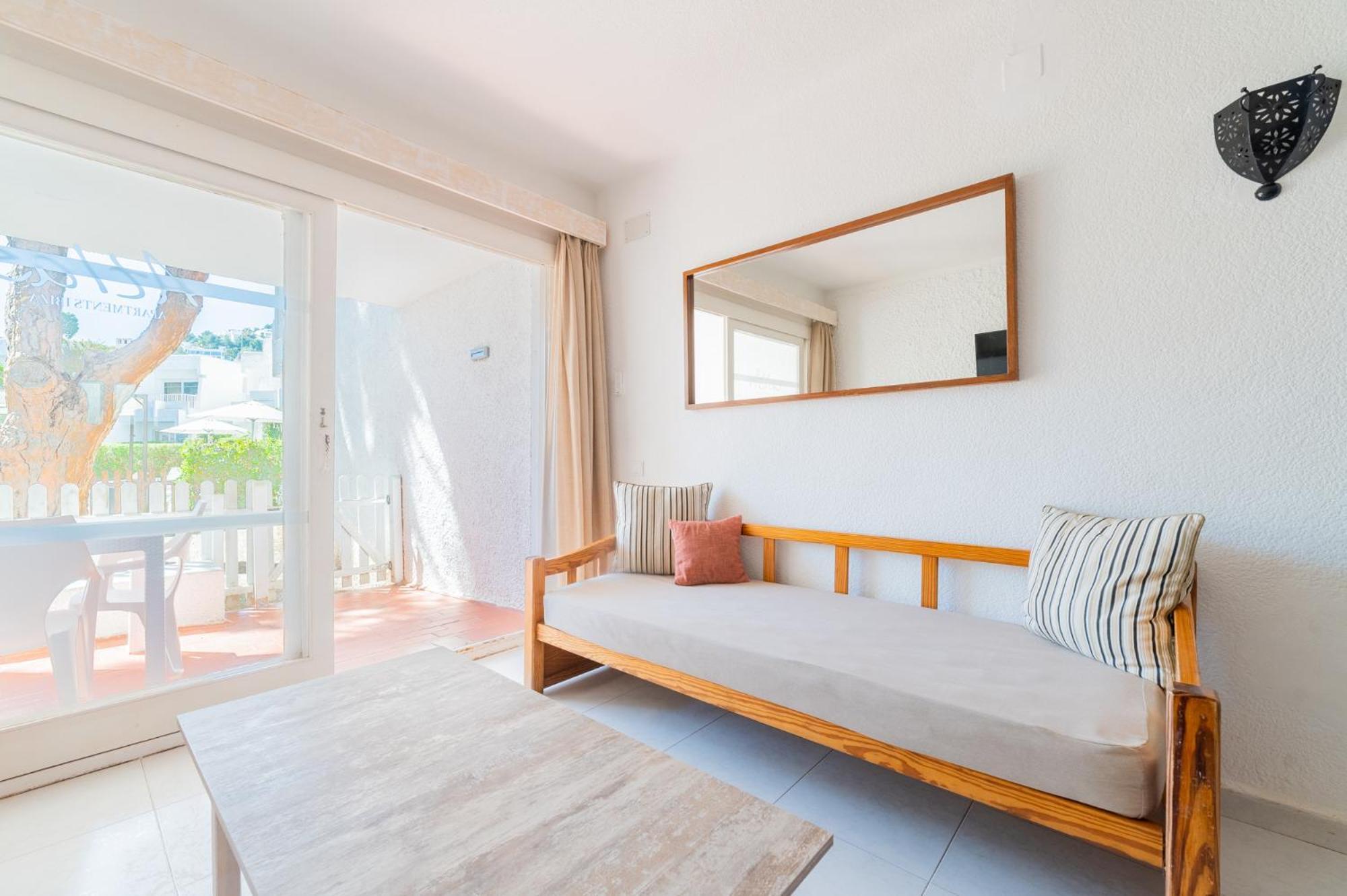 Atlas Apartments Ibiza سانتا أيُلاريا ذيس ريو المظهر الخارجي الصورة